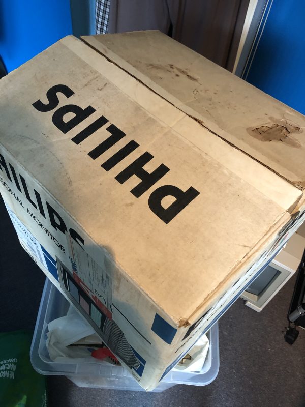 Boxed Philips CM11342 Colour Monitor with cables RELISTED - Image 3